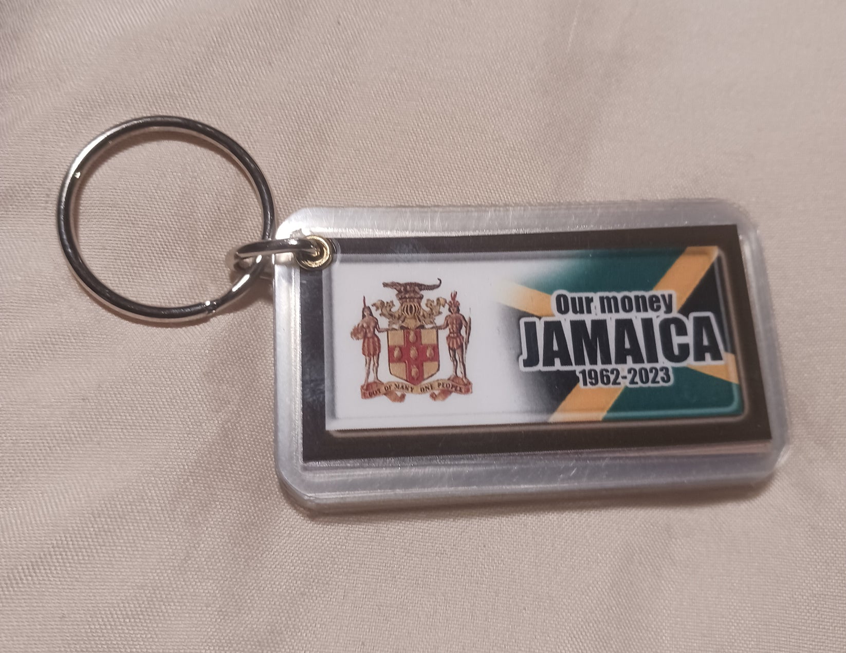 Jamaican Money Keychain fold out Jamakers